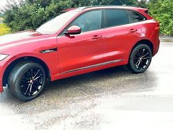 Rot Gebraucht 2018 Jaguar F-Pace R-Sport SUV | 25.999 € (Fairer Preis)