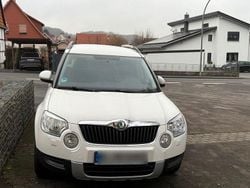 Weiß Gebraucht 2013 Skoda Yeti Ambition SUV | 6.200 € (Guter Preis)