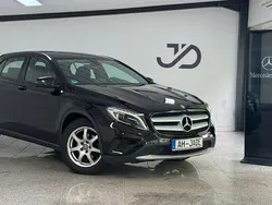 Schwarz Gebraucht 2015 Mercedes GLA200 SUV | 10.900 € (Guter Preis)