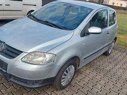 Silber Gebraucht 2007 VW Fox Kleinwagen | 1.590 € (Fairer Preis)