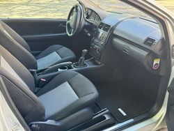 Grau Gebraucht 2006 Mercedes A150 Classic Van / Kleinbus | 1.995 € (Fairer Preis)