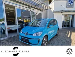 Blau Gebraucht 2021 VW e-up! move up! Kleinwagen | 13.280 € (Fairer Preis)