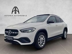 Weiß Gebraucht 2021 Mercedes GLA180 Night SUV | 28.330 € (Fairer Preis)