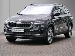 Schwarzmagic perleffekt met. Gebraucht 2022 Skoda Karoq Ambition SUV | 27.280 € (Superpreis)