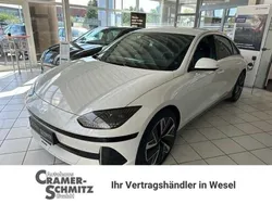Weiss Gebraucht 2023 Hyundai Ioniq 6 Techniq Limousine | 52.990 €