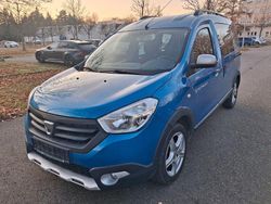Blau Gebraucht 2016 Dacia Dokker Stepway Van / Kleinbus | 4.500 € (Fairer Preis)