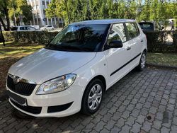 Weiß Gebraucht 2012 Skoda Fabia Active Kombi | 3.950 € (Fairer Preis)