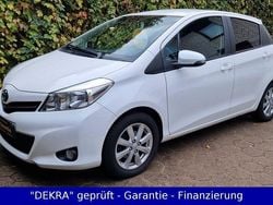Super (pure) white ii Gebraucht 2014 Toyota Yaris Edition Kleinwagen | 8.900 € (Fairer Preis)