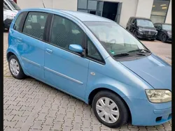 Blau Gebraucht 2006 Fiat Idea Dynamic Van / Kleinbus | 3.295 € (Etwas zu teuer)