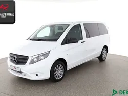 Weiß Gebraucht 2019 Mercedes Vito Van / Kleinbus | 24.880 € (Fairer Preis)