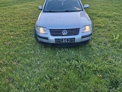 Grau Gebraucht 2002 VW Passat Kombi | 949 € (Guter Preis)