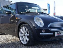 Schwarz Gebraucht 2003 Mini Cooper Kleinwagen | 3.990 € (Teuer)