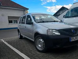 Silber Gebraucht 2009 Dacia Logan Limousine | 780 € (Superpreis)