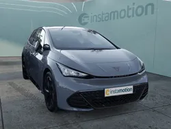 Grau Gebraucht 2023 Cupra Born Kleinwagen | 30.270 € (Guter Preis)