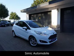 Weiß Gebraucht 2017 Ford Fiesta Celebration Kleinwagen | 6.999 € (Superpreis)