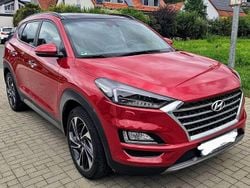 Rot Gebraucht 2018 Hyundai Tucson Premium SUV | 23.000 € (Fairer Preis)