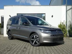 Mojave beige metallic Neu 2025 VW Caddy Maxi Style Van / Kleinbus | 39.455 € (Guter Preis)