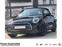 Schwarz Gebraucht 2022 Mini ONE Kleinwagen | 16.880 € (Guter Preis)