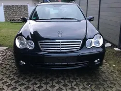 Blau Gebraucht 2005 Mercedes C220 Sport Edition Kombi | 1.450 € (Guter Preis)