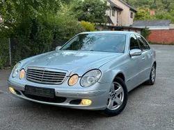 Silber Gebraucht 2005 Mercedes E220 Limousine | 4.900 € (Fairer Preis)