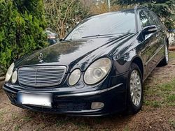 Schwarz Gebraucht 2005 Mercedes E220 Elegance Kombi | 4.800 € (Etwas zu teuer)