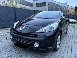Schwarz Gebraucht 2008 Peugeot 207 CC Cabrio | 2.800 € (Fairer Preis)