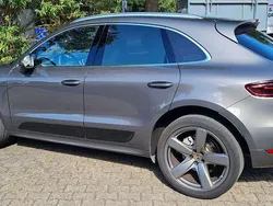 Grau Gebraucht 2015 Porsche Macan S SUV | 45.900 € (Teuer)