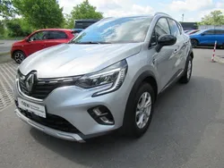 Grau Gebraucht 2020 Renault Captur Intens SUV | 14.840 € (Fairer Preis)