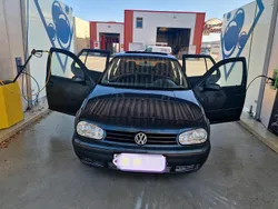Grau Gebraucht 2000 VW Golf IV Kleinwagen | 3.000 € (Fairer Preis)