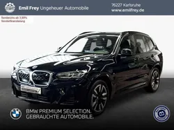 M carbonschwarz metallic Gebraucht 2023 BMW iX3 Sport Line SUV | 47.470 € (Guter Preis)