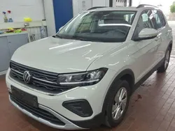 Grau Gebraucht 2024 VW T-Cross Life SUV | 22.090 € (Etwas zu teuer)