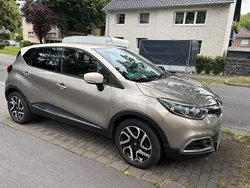 Beige Gebraucht 2014 Renault Captur Experience SUV | 8.999 € (Fairer Preis)