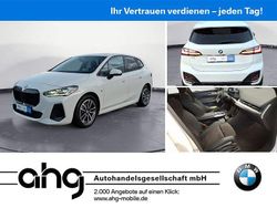 Weiß Gebraucht 2023 BMW 220 Active Tourer M Sport Van / Kleinbus | 32.860 € (Etwas zu teuer)
