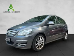 Grau Gebraucht 2010 Mercedes B200 Sport Van / Kleinbus | 5.950 € (Fairer Preis)
