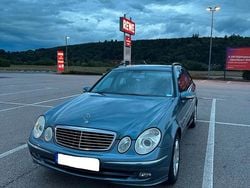 Silber Gebraucht 2005 Mercedes E350 Avantgarde Kombi | 3.450 € (Superpreis)