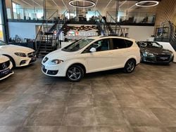Weiß Gebraucht 2014 Seat Altea XL Van / Kleinbus | 6.490 € (Fairer Preis)