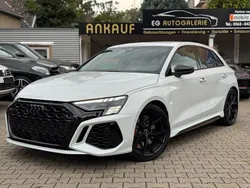 Gletscherweiss Gebraucht 2024 Audi RS3 Sportback Sport Kleinwagen | 58.800 € (Guter Preis)