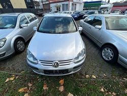 Silber Gebraucht 2004 VW Golf V Trendline Limousine | 1.999 € (Superpreis)