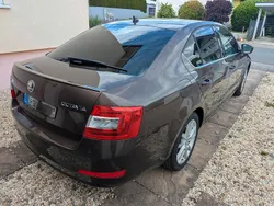 Braun Gebraucht 2013 Skoda Octavia Elegance Limousine | 9.500 € (Fairer Preis)