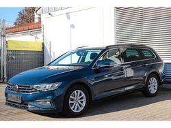 Blau Gebraucht 2020 VW Passat Kombi | 16.990 € (Guter Preis)