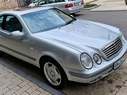 Silber Gebraucht 1999 Mercedes CLK320 Elegance Coupé | 5.995 € (Etwas zu teuer)