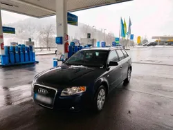 Blau Gebraucht 2005 Audi A4 Kombi | 3.300 € (Fairer Preis)