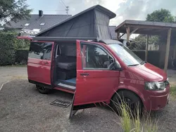 Rot Gebraucht 2012 VW T5 California Van | 21.500 €