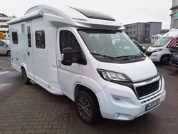 Weiß Gebraucht 2022 Knaus Sky Wave 650 MF Van | 63.500 €