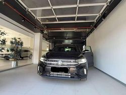 Schwarz Gebraucht 2023 VW T-Roc R-line SUV | 30.000 € (Fairer Preis)