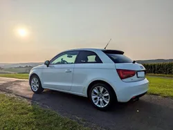 Weiß Gebraucht 2011 Audi A1 Ambition Kleinwagen | 5.699 € (Fairer Preis)