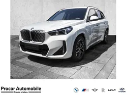 Alpinweiß uni Neu 2025 BMW iX1 Comfort Edition SUV | 57.480 € (Fairer Preis)