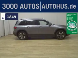 Grau Gebraucht 2020 Mercedes GLB200 Style SUV | 24.980 € (Guter Preis)