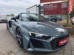 Grau Gebraucht 2022 Audi R8 Spyder Performance Cabrio | 146.990 € (Superpreis)