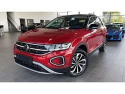 Kings red metallic / dach schw Gebraucht 2025 VW T-Roc Style SUV | 32.470 € (Guter Preis)